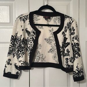 R&K Originals Jacket Womens 10P Black Ivory Floral Open Front Cropped Petite